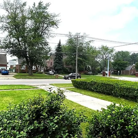 Entire Home In Buffalo - 6 Guests 3 Bedroom 1 Bath - Convenient Location - 25Min To Niagara Falls Exterior photo