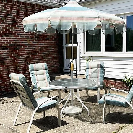 Entire Home In Buffalo - 6 Guests 3 Bedroom 1 Bath - Convenient Location - 25Min To Niagara Falls Exterior photo